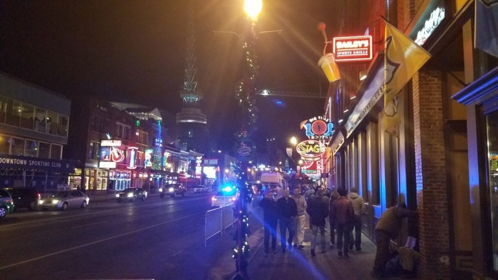 Travel After Five - Go Bar Hoppin on Broadway in Nashville