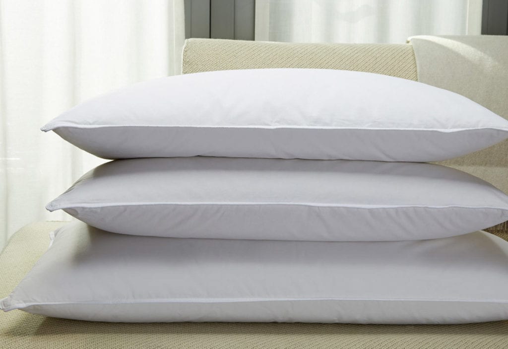 Hilton Down Pillow a Top Hotel Pillow 1024x703