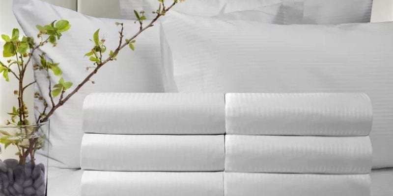 Hilton Hotel Bedding on Sale this Weekend - some up to 82% off