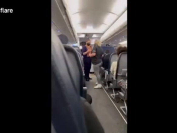 Florida Woman Kicked Off Spirit Flight For Mask Violation C Boarding Group Travel Remote