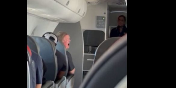 Man On Plane Claims People Are Trying To Kill Him And That Phone Has 